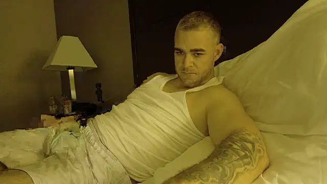 Snapshot of Dallasbest214 chatting on 15, 3, 2026 Dallasbest214 online show from 15, 3, 2026