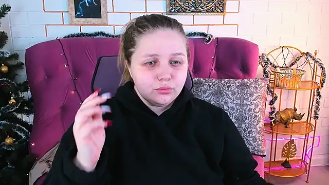 Snapshot of SladaDell chatting on 15, 1, 2026 SladaDell online show from 15, 1, 2026