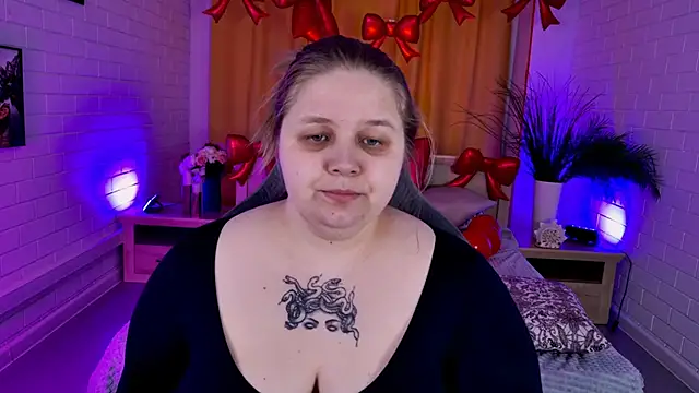 Snapshot of SladaDell chatting on 15, 2, 2026 SladaDell online show from 15, 2, 2026