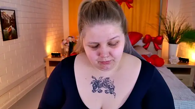 Snapshot of SladaDell chatting on 22, 2, 2026 SladaDell online show from 22, 2, 2026