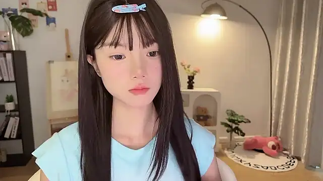 Momo-xx online show from 25, 9, 2025