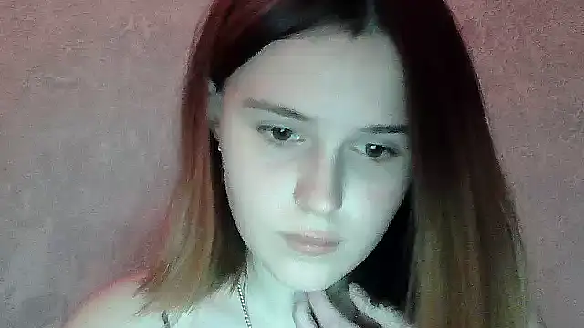 Snapshot of SweetLoraa chatting on 30, 10, 2025 SweetLoraa online show from 30, 10, 2025