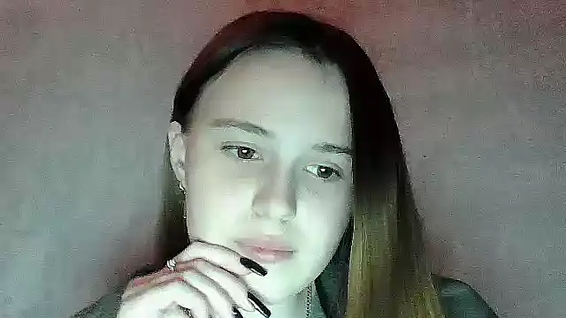 Snapshot of SweetLoraa chatting on 2, 11, 2025 SweetLoraa online show from 2, 11, 2025