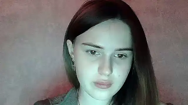 Snapshot of SweetLoraa chatting on 17, 11, 2025 SweetLoraa online show from 17, 11, 2025