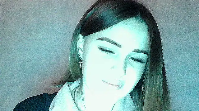 Snapshot of SweetLoraa chatting on 3, 12, 2025 SweetLoraa online show from 3, 12, 2025