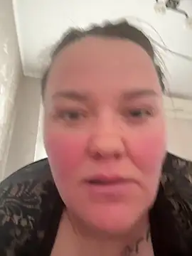 SunnyLeila2101 online show from 1, 4, 2026