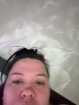 Snapshot of SunnyLeila2101 chatting on 15, 5, 2026 SunnyLeila2101 online show from 15, 5, 2026