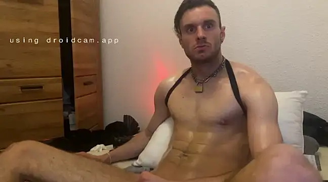 Snapshot of sexbooy27 chatting on 10, 3, 2025 sexbooy27 online show from 10, 3, 2025