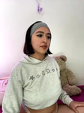 Snapshot of Sweet_Agata1 chatting on 5, 12, 2025 Sweet Agata1 online show from 5, 12, 2025