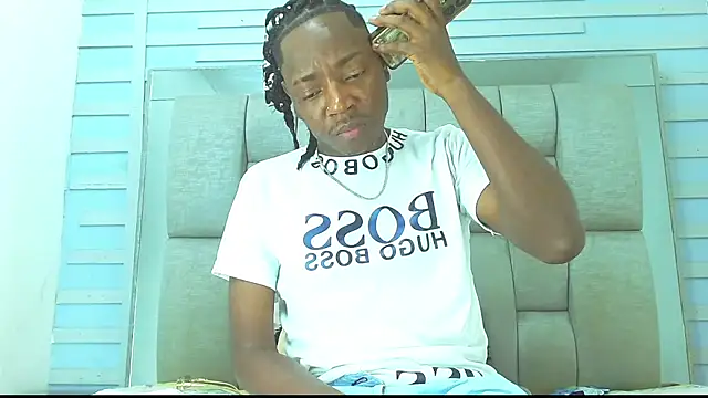 Snapshot of Black_Fire10 chatting on 17, 9, 2025 Black Fire10 online show from 17, 9, 2025