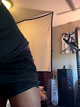 Snapshot of KeYBuMp323 chatting on 10, 10, 2025 KeYBuMp323 online show from 10, 10, 2025