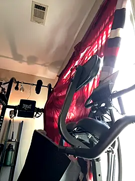 Snapshot of KeYBuMp323 chatting on 5, 11, 2025 KeYBuMp323 online show from 5, 11, 2025