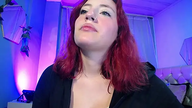 Snapshot of Lulugh_ chatting on 11, 10, 2025 Lulugh online show from 11, 10, 2025
