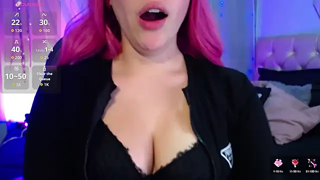 Snapshot of Lulugh_ chatting on 14, 10, 2025 Lulugh online show from 14, 10, 2025