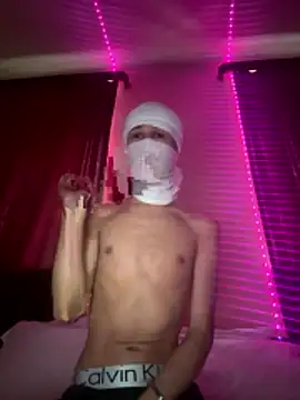 holydirt luxeno1 online show from 14, 1, 2026