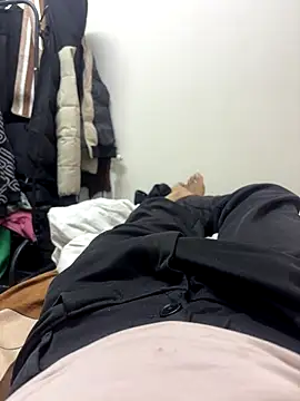 Snapshot of bigbulllaksh chatting on 18, 10, 2025 bigbulllaksh online show from 18, 10, 2025