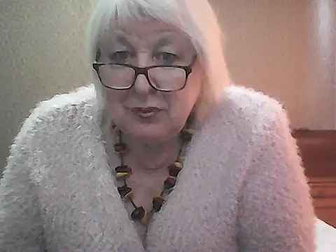 Alexia64231 online show from 27, 9, 2025