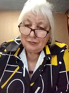 Alexia64231 online show from 12, 11, 2025