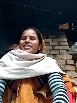 Snapshot of Sanjna_cuty chatting on 14, 12, 2025 Sanjna cuty online show from 14, 12, 2025