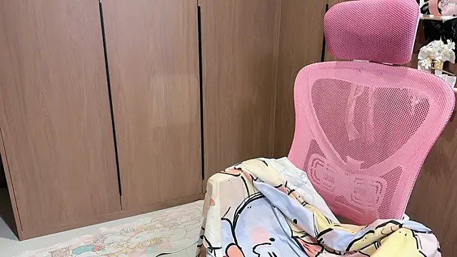 Lilium-520 online show from 22, 12, 2025