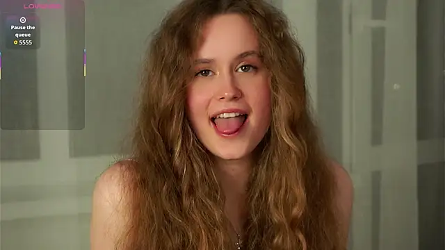 Snapshot of SusannaScholler chatting on 18, 9, 2025 SusannaScholler online show from 18, 9, 2025