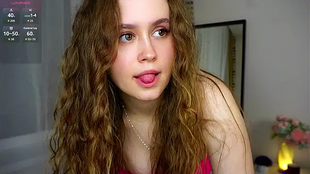 Snapshot of SusannaScholler chatting on 27, 11, 2025 SusannaScholler online show from 27, 11, 2025