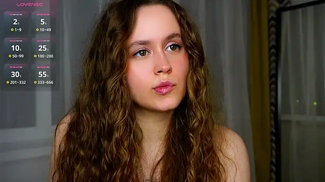 Snapshot of SusannaScholler chatting on 30, 11, 2025 SusannaScholler online show from 30, 11, 2025