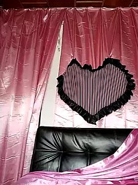 Snapshot of oxxy_jean chatting on 15, 11, 2025 oxxy jean online show from 15, 11, 2025