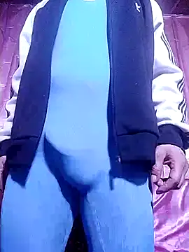 Snapshot of oxxy_jean chatting on 14, 12, 2025 oxxy jean online show from 14, 12, 2025