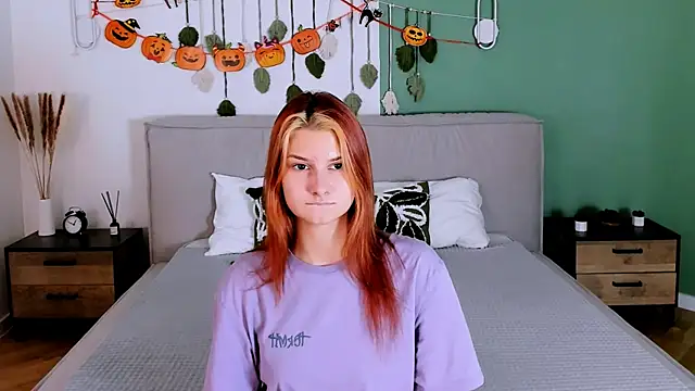 Snapshot of NightOpal chatting on 1, 11, 2025 NightOpal online show from 1, 11, 2025