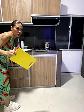 LuluMonroe Eup online show from 11, 9, 2025