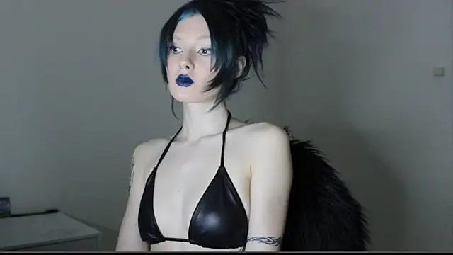 midnightsiren777 online show from 5, 3, 2026