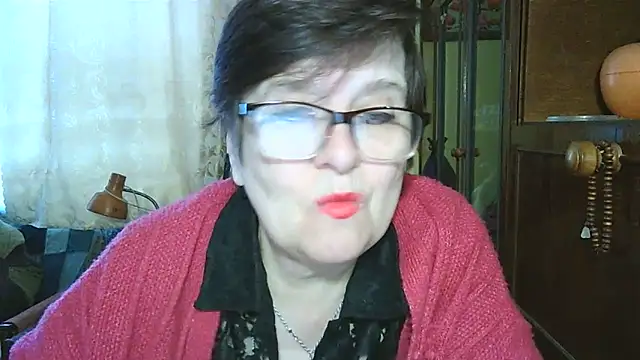 VeronicaGold511 online show from 9, 4, 2026