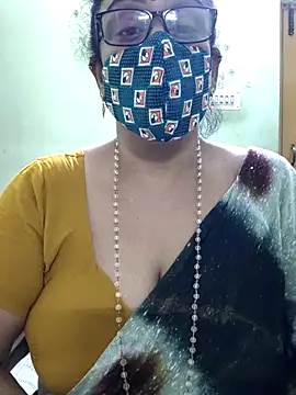 Snapshot of sweet-lotus chatting on 6, 10, 2025 sweet-lotus online show from 6, 10, 2025