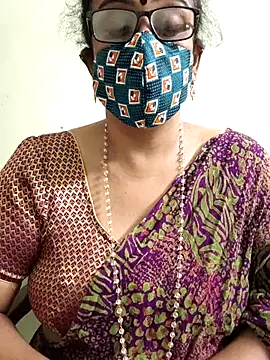 Snapshot of sweet-lotus chatting on 7, 10, 2025 sweet-lotus online show from 7, 10, 2025