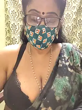 Snapshot of sweet-lotus chatting on 7, 10, 2025 sweet-lotus online show from 7, 10, 2025