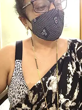 Snapshot of sweet-lotus chatting on 11, 10, 2025 sweet-lotus online show from 11, 10, 2025