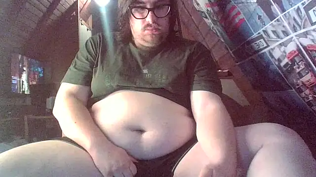 Snapshot of chubbyDavid1998 chatting on 25, 4, 2026 chubbyDavid1998 online show from 25, 4, 2026