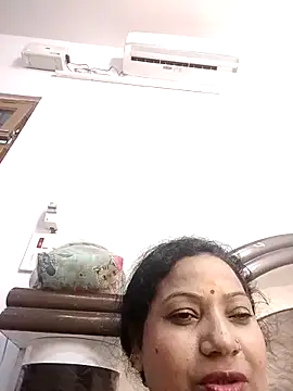 Snapshot of Cute-Janvi20 chatting on 3, 10, 2025 Cute-Janvi20 online show from 3, 10, 2025