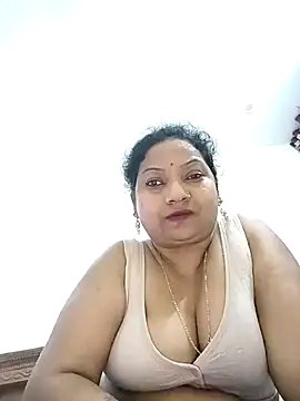 Snapshot of Cute-Janvi20 chatting on 11, 10, 2025 Cute-Janvi20 online show from 11, 10, 2025