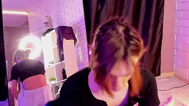 Snapshot of Anjela_Botton chatting on 27, 11, 2025 Anjela Botton online show from 27, 11, 2025