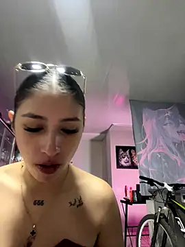 Snapshot of AriaBliss- chatting on 20, 9, 2025 AriaBliss- online show from 20, 9, 2025