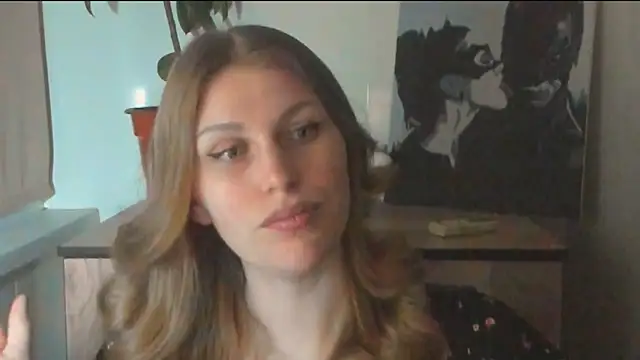 Snapshot of JuliaMuuun chatting on 18, 3, 2026 JuliaMuuun online show from 18, 3, 2026