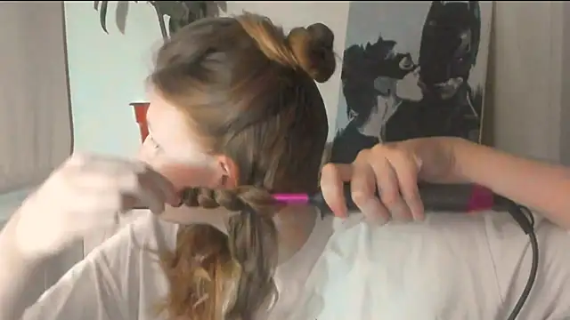 Snapshot of JuliaMuuun chatting on 21, 3, 2026 JuliaMuuun online show from 21, 3, 2026