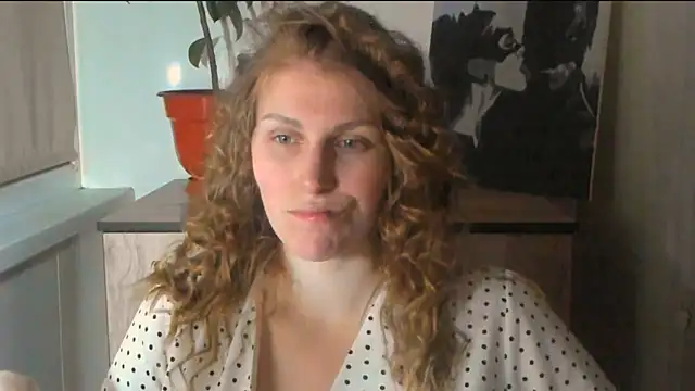 Snapshot of JuliaMuuun chatting on 24, 3, 2026 JuliaMuuun online show from 24, 3, 2026