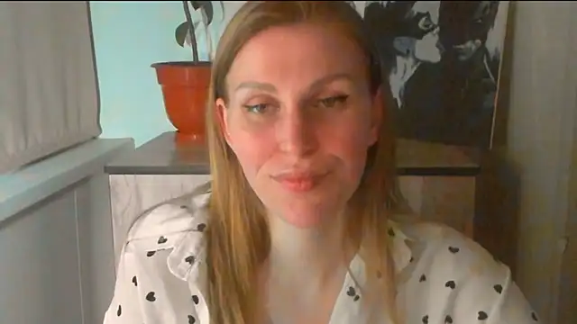 Snapshot of JuliaMuuun chatting on 30, 3, 2026 JuliaMuuun online show from 30, 3, 2026