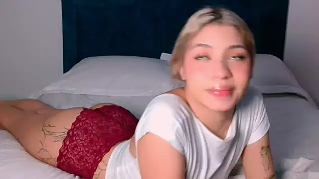 Snapshot of angelinhaaa chatting on 31, 10, 2025 angelinhaaa online show from 31, 10, 2025