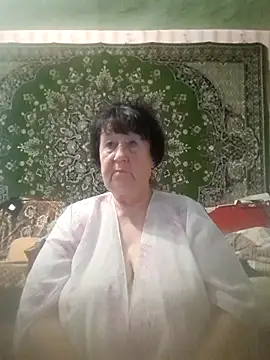 Snapshot of CrystalLime6411 chatting on 12, 9, 2025 CrystalLime6411 online show from 12, 9, 2025