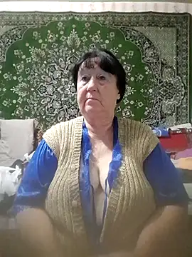 Snapshot of CrystalLime6411 chatting on 18, 9, 2025 CrystalLime6411 online show from 18, 9, 2025