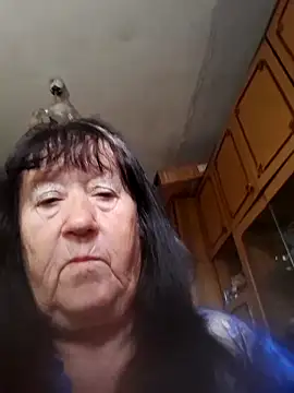 Snapshot of CrystalLime6411 chatting on 27, 9, 2025 CrystalLime6411 online show from 27, 9, 2025